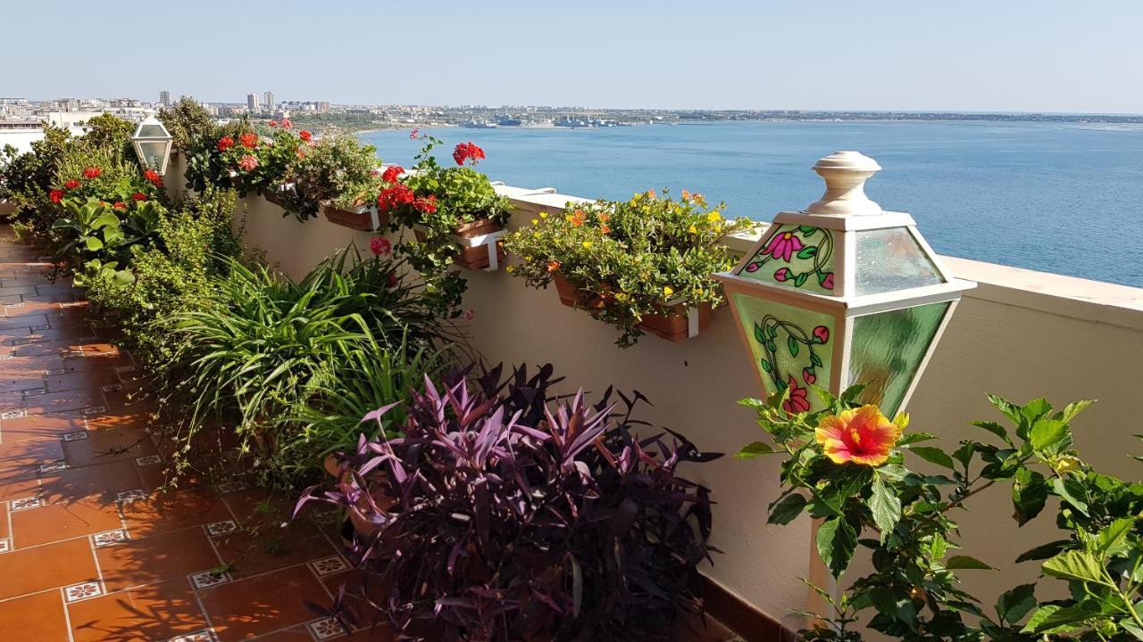Amanda'S Panorama Daire Taranto Dış mekan fotoğraf