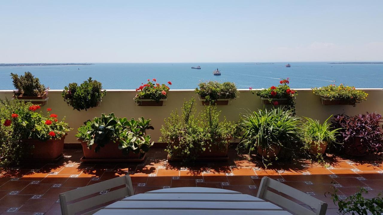 Amanda'S Panorama Daire Taranto Dış mekan fotoğraf